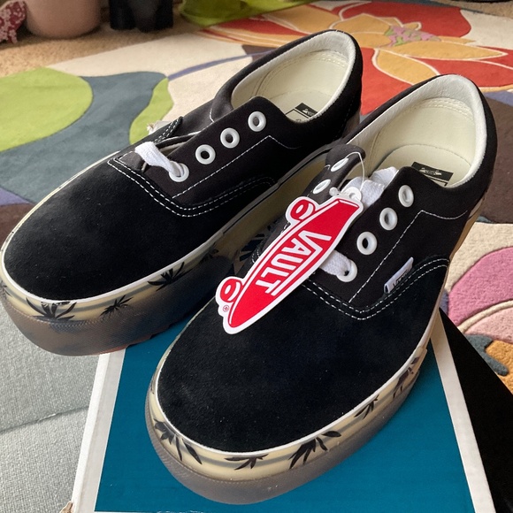 Vans Shoes - VANS